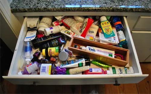 Het hele huis organiseren, één kast tegelijk