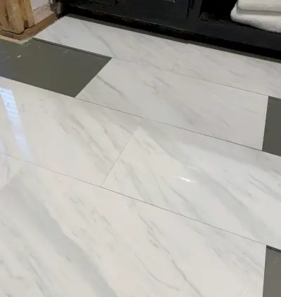 Master badkamer Reno vloertegels aangelegd
