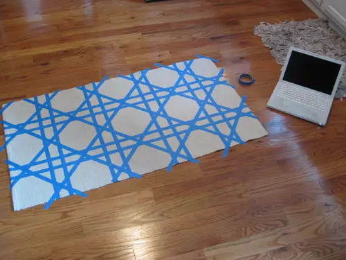 Cómo pintar con aerosol una alfombra