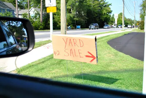 LaborDay Yard Sale-teken